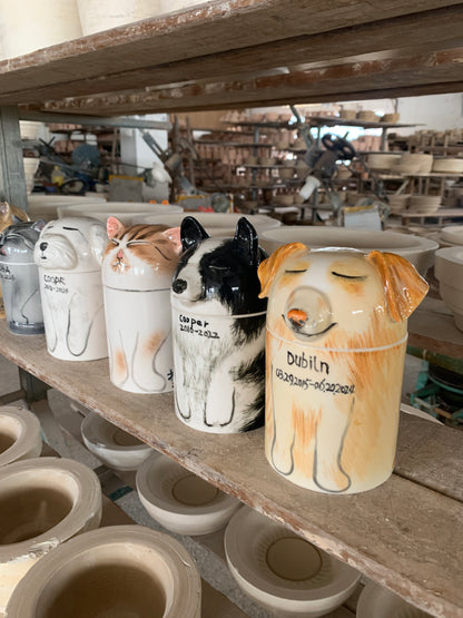 Hand-painted Pet Urn (Dog)